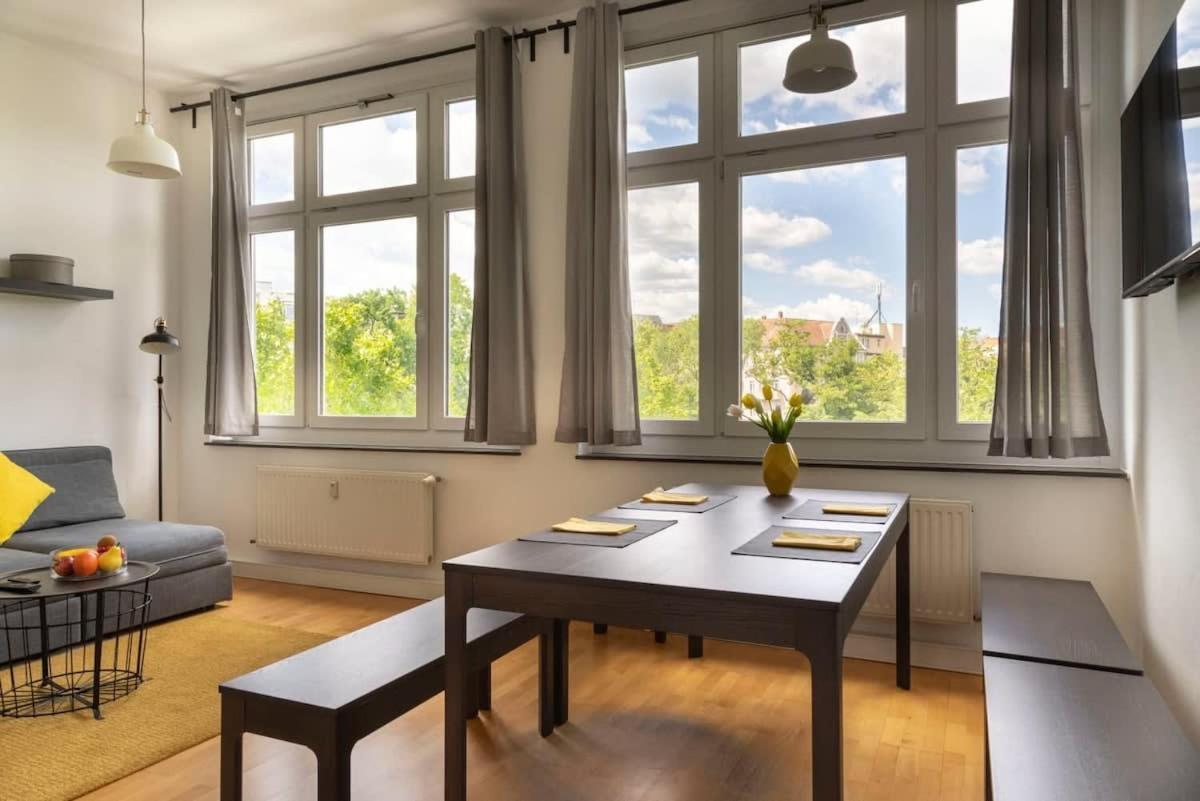 Central Big Apartment Self Checkin Берлин Екстериор снимка
