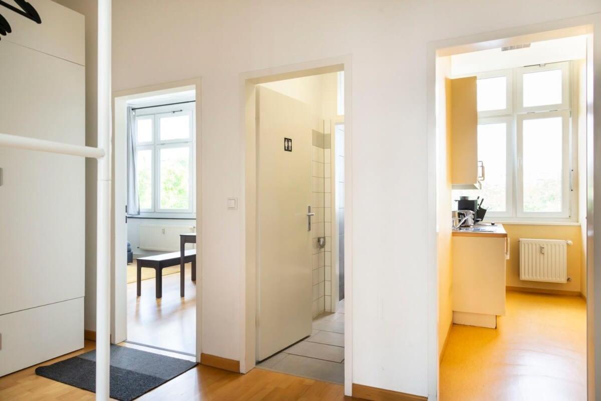Central Big Apartment Self Checkin Берлин Екстериор снимка